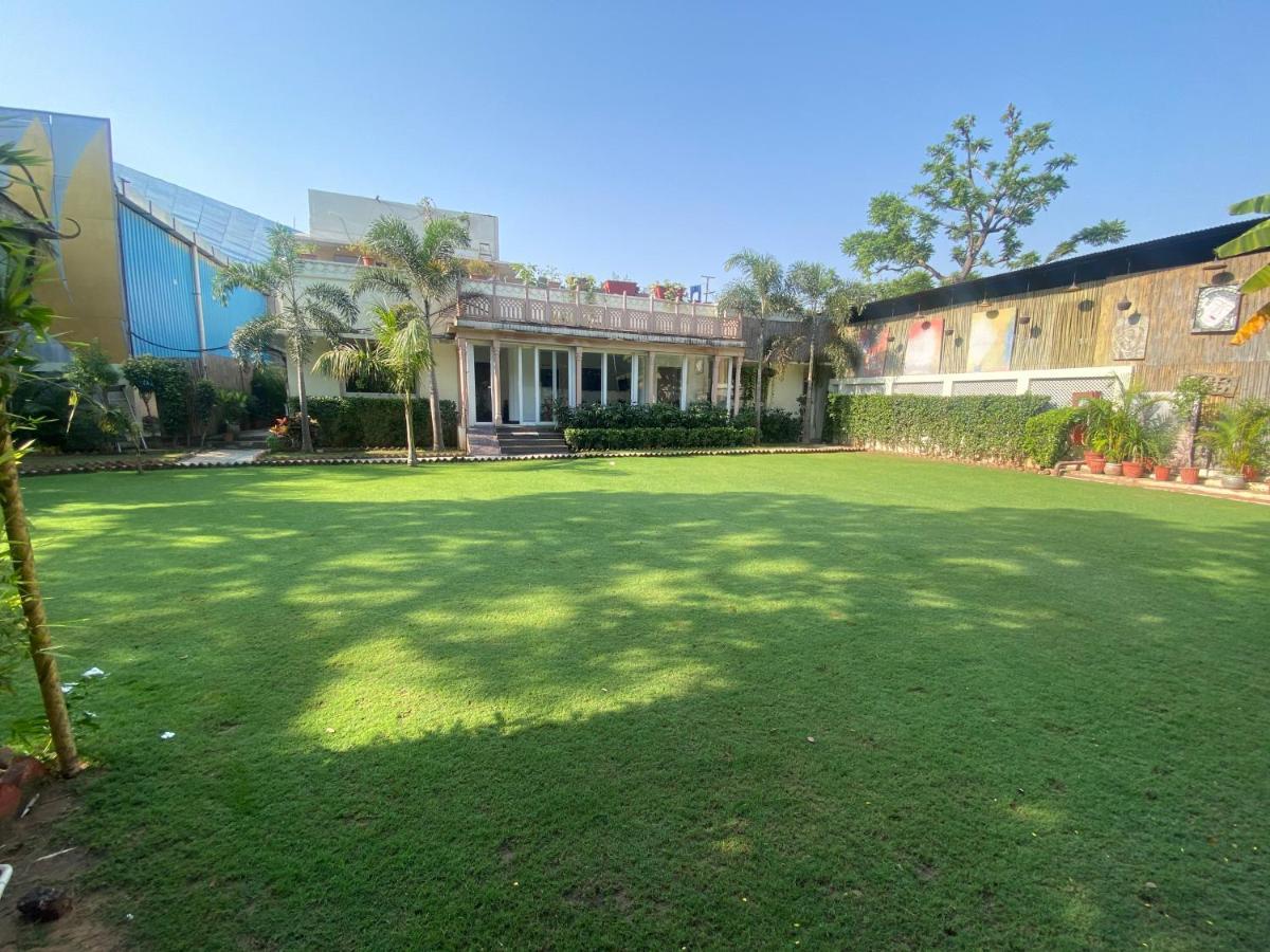 Hotel Cedar Jaipur Eksteriør bilde