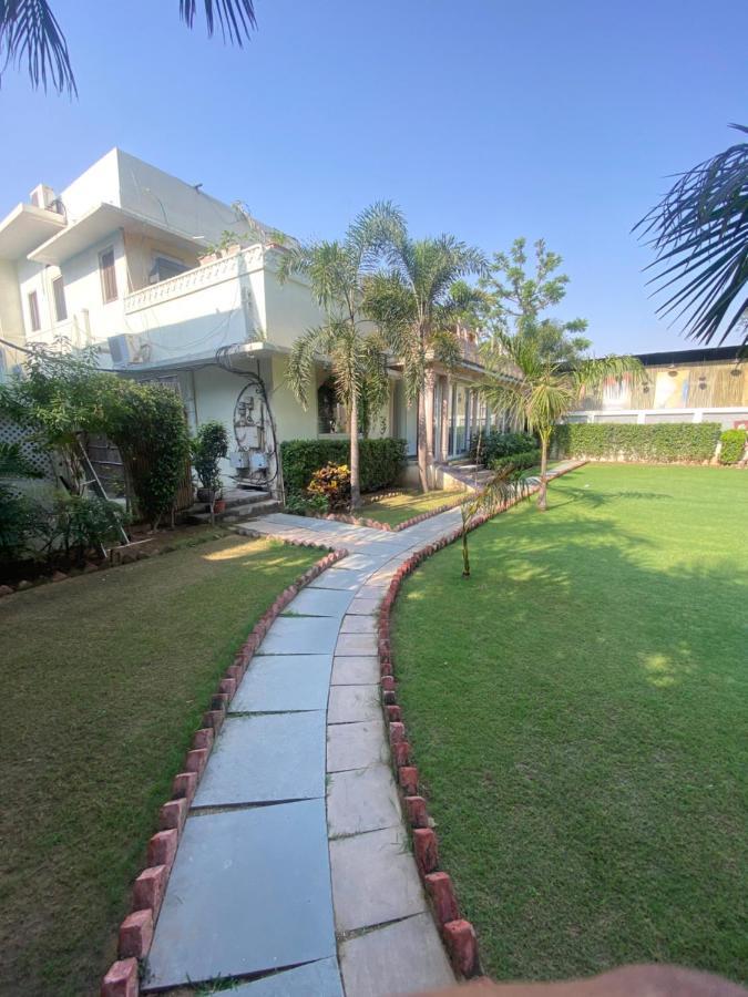Hotel Cedar Jaipur Eksteriør bilde